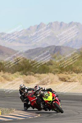 media/Nov-16-2025-Race Pace (Sun) [[8c5fa54630]]/Non Verified Riders (1st 20 Minutes)/2-Turn 10 (1010am)/